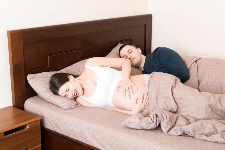 תנוחות שינה במהלך ההריון